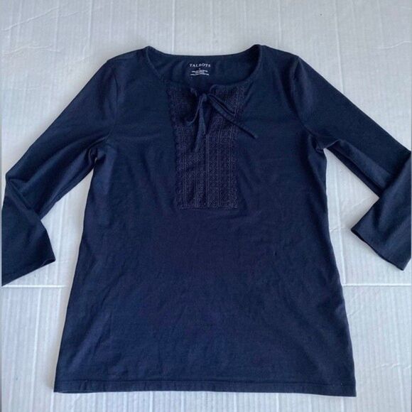 Talbots Embroidered 3/4 Sleeve Top Keyhole Tie Navy Cotton Blend size S - Picture 8 of 11
